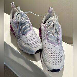 Women’s Purple and Light Grey Nike Air Max 270)(5.5Y) Women’s 7💜